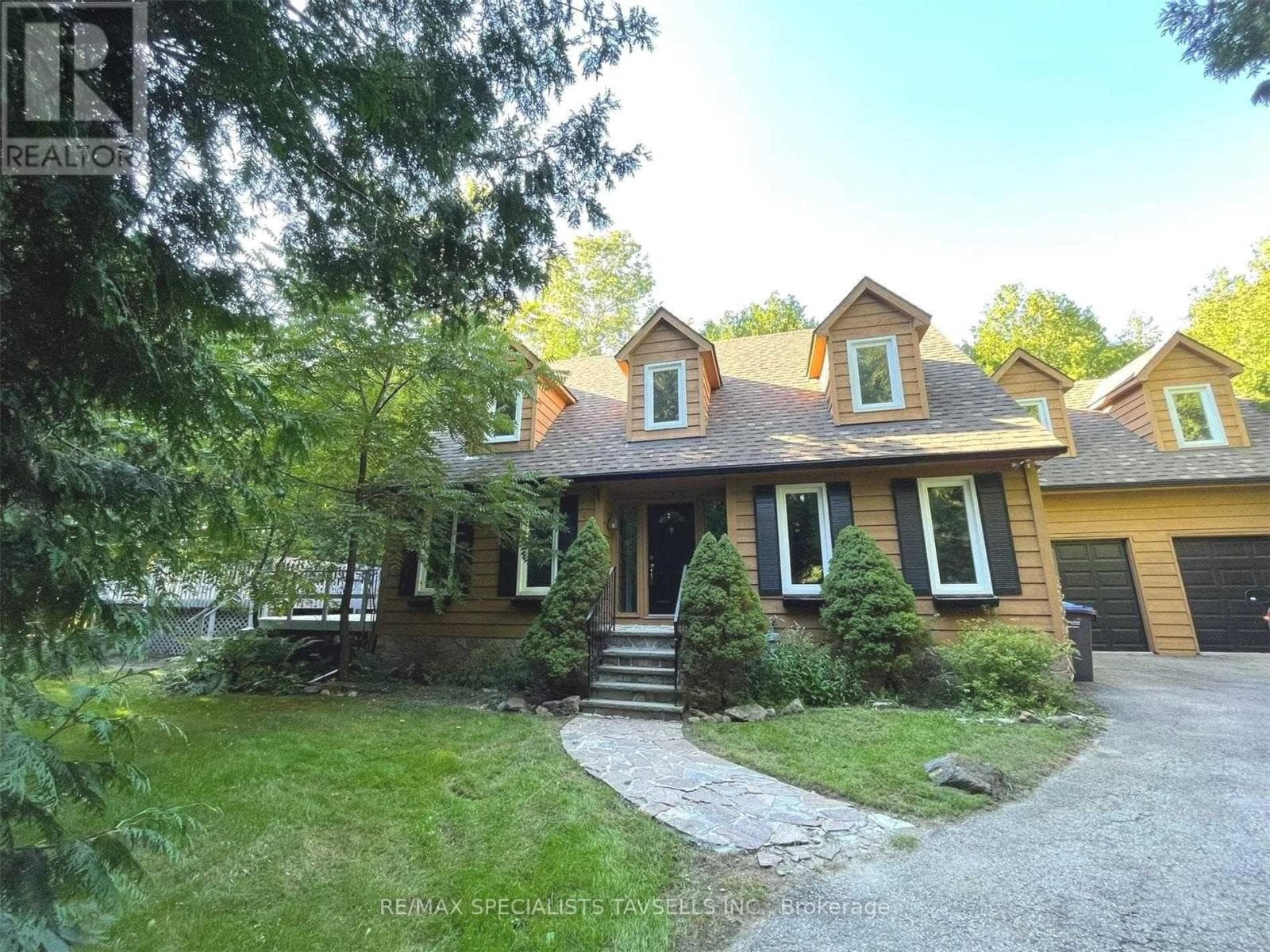 House – 4 SUNSHINE MOUNTAIN DRIVE, Caledon – photo 1