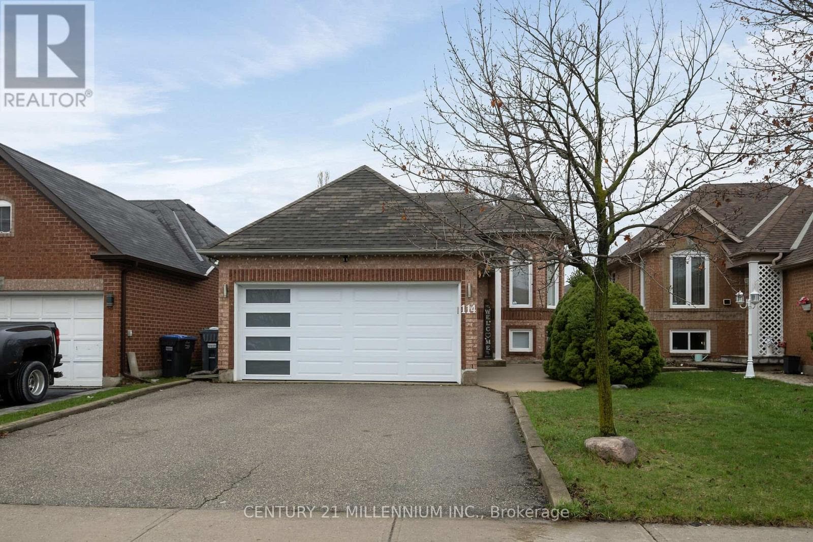 House – 114 ROYAL ORCHARD DRIVE, Brampton – photo 1