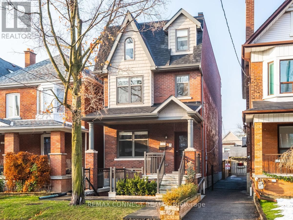 Triplex – MAIN - 690 SHAW STREET, Toronto – photo 1