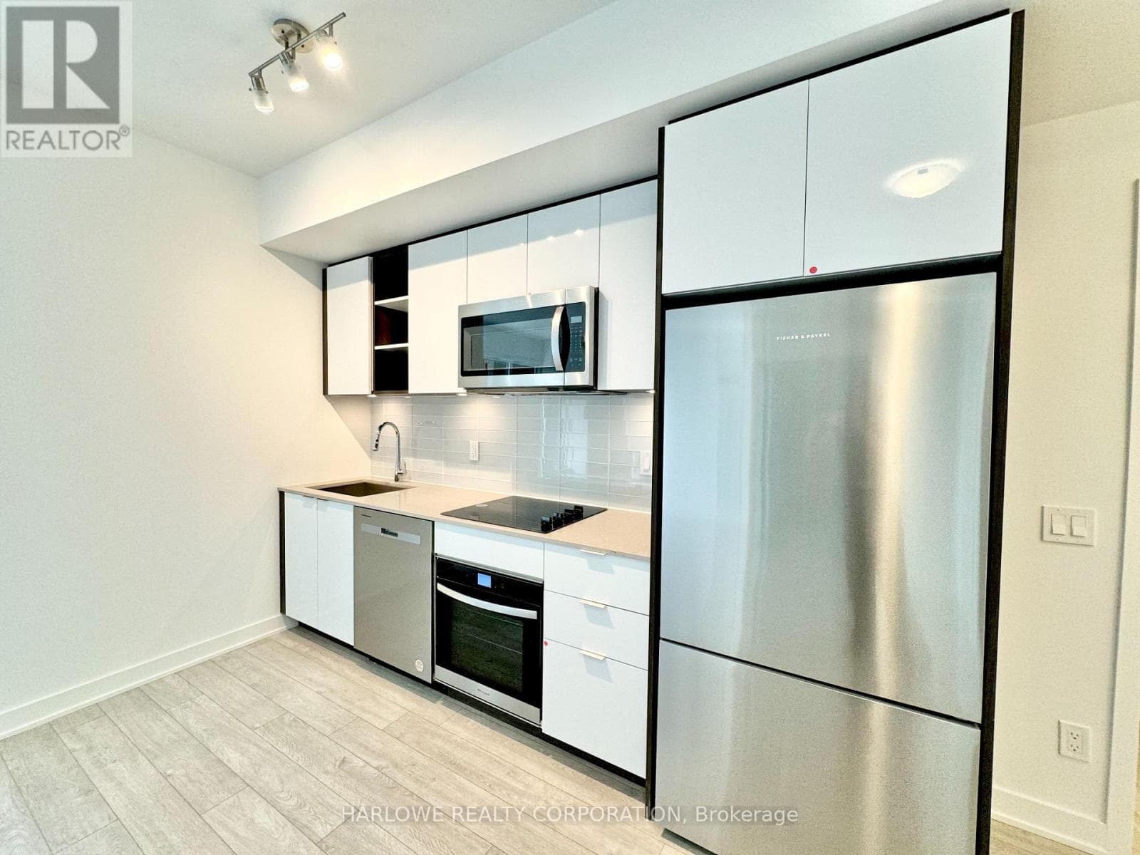 Apartment – 315 - 543 RICHMOND STREET W, Toronto – photo 1