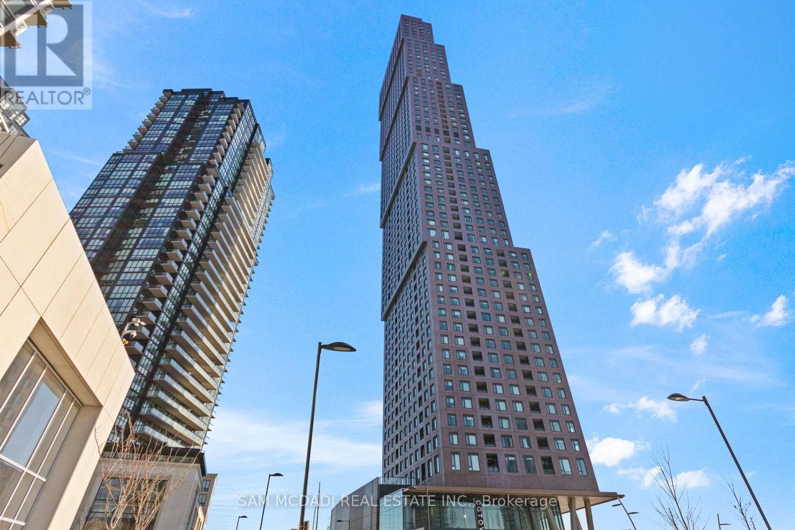 Apartment – 3704 - 2920 HIGHWAY 7 HIGHWAY, Vaughan – photo 1