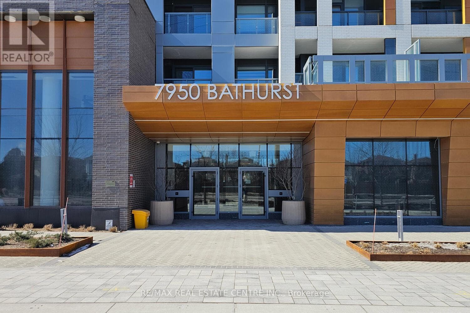 Apartment – 416 - 7950 BATHURST STREET, Vaughan – photo 1