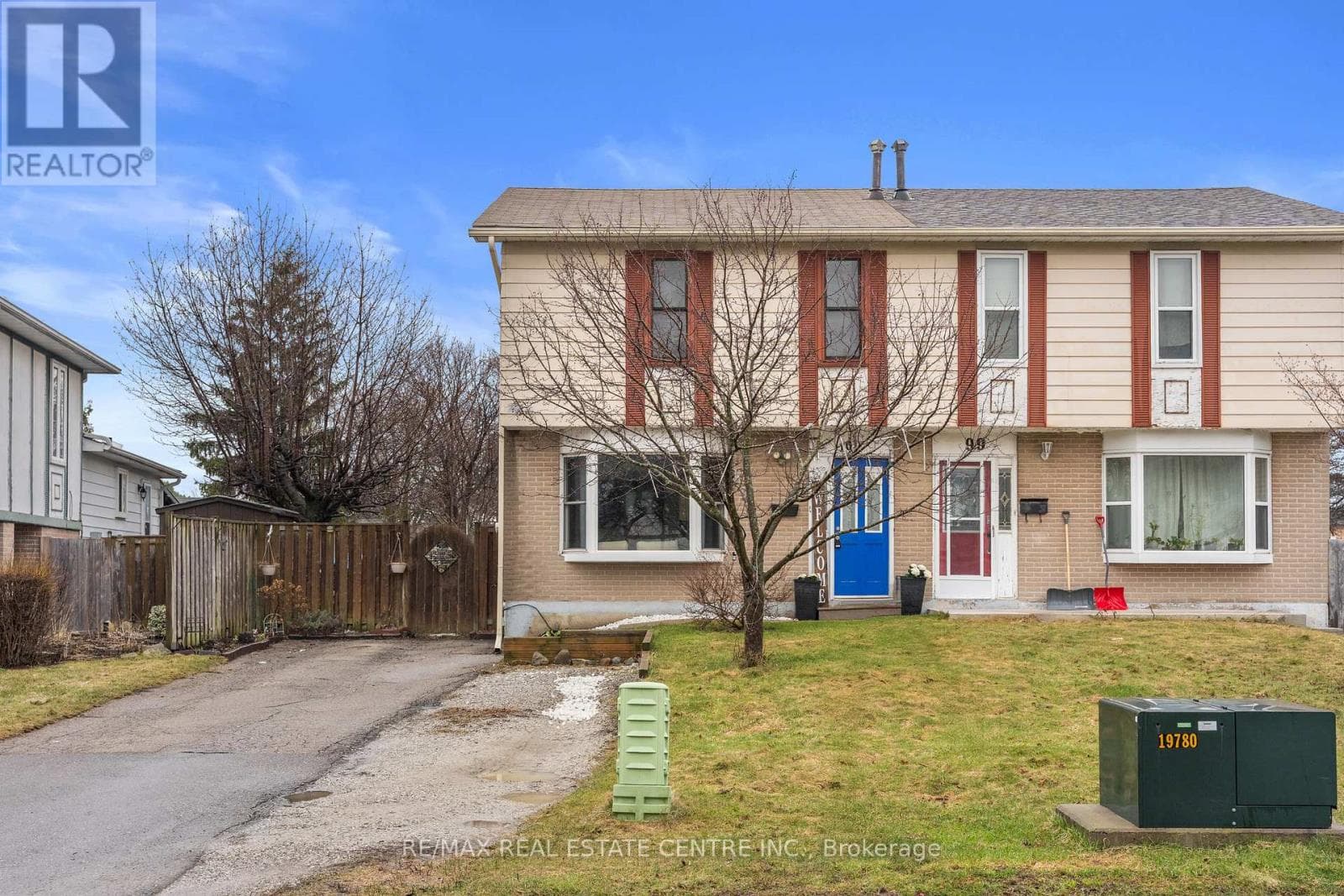 House – 101 GRISELDA CRESCENT, Brampton – photo 1