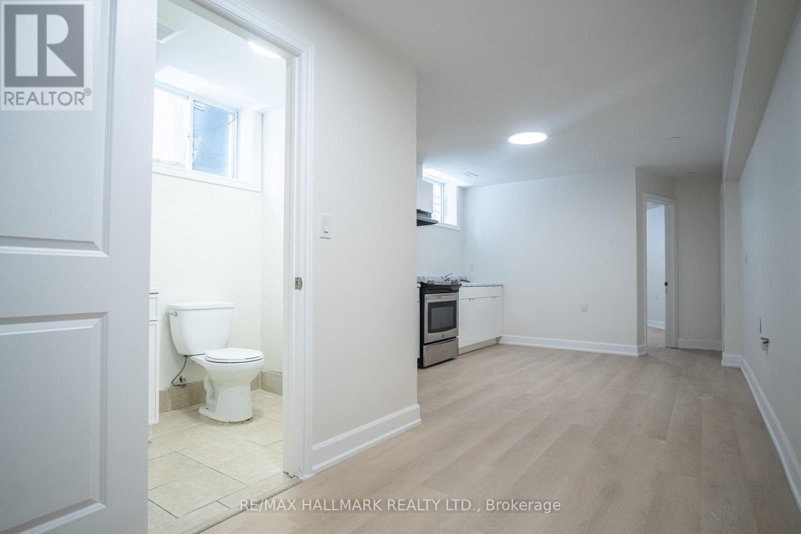 House – BASEMENT 1 - 118 FAIRHOLME AVENUE, Toronto – photo 1