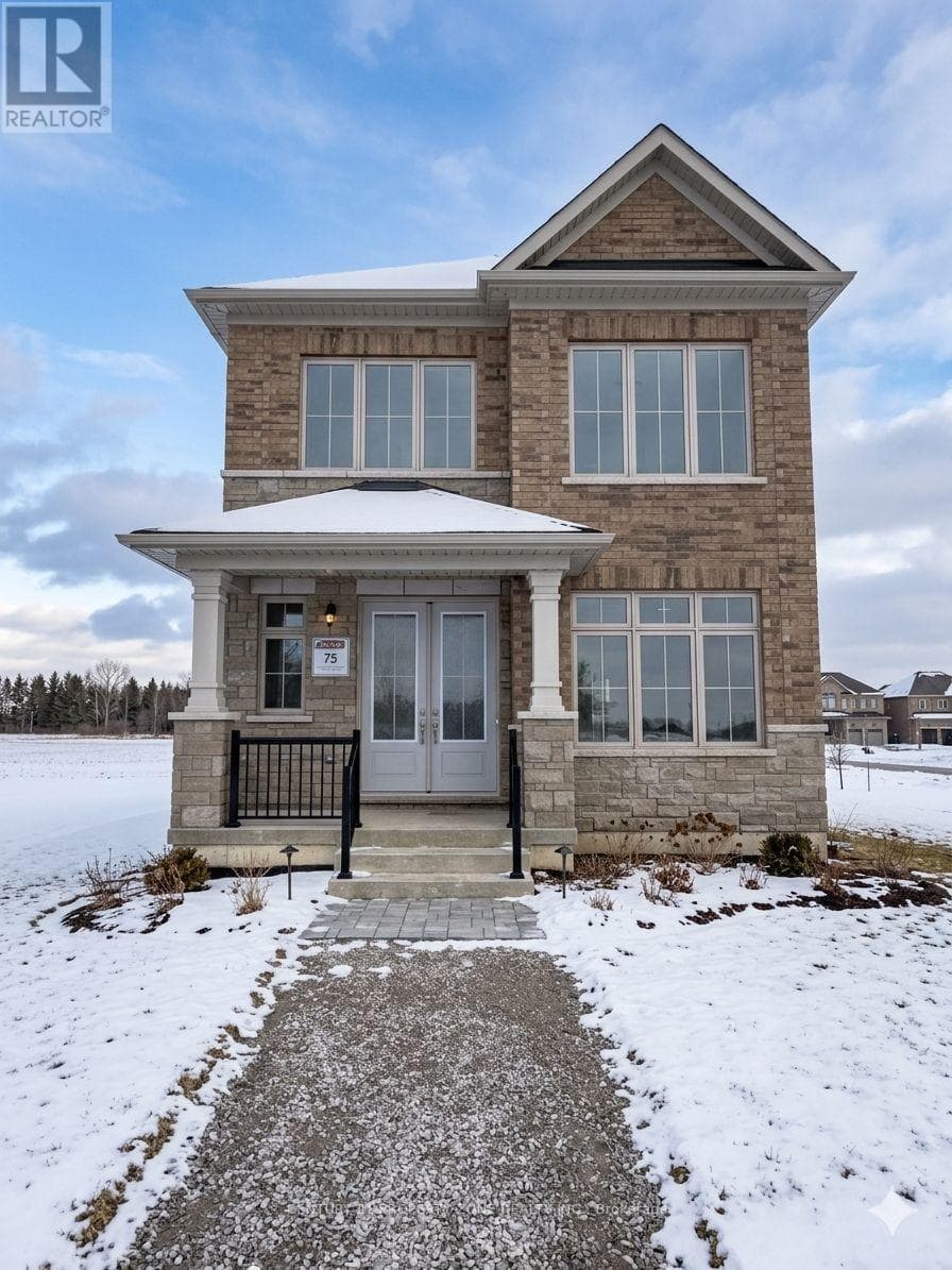 House – 5 GOODEVE AVENUE, Caledon – photo 1