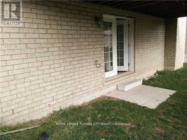 House – BASEMENT - 38 BLACK DIAMOND CRESCENT, Brampton – photo 1