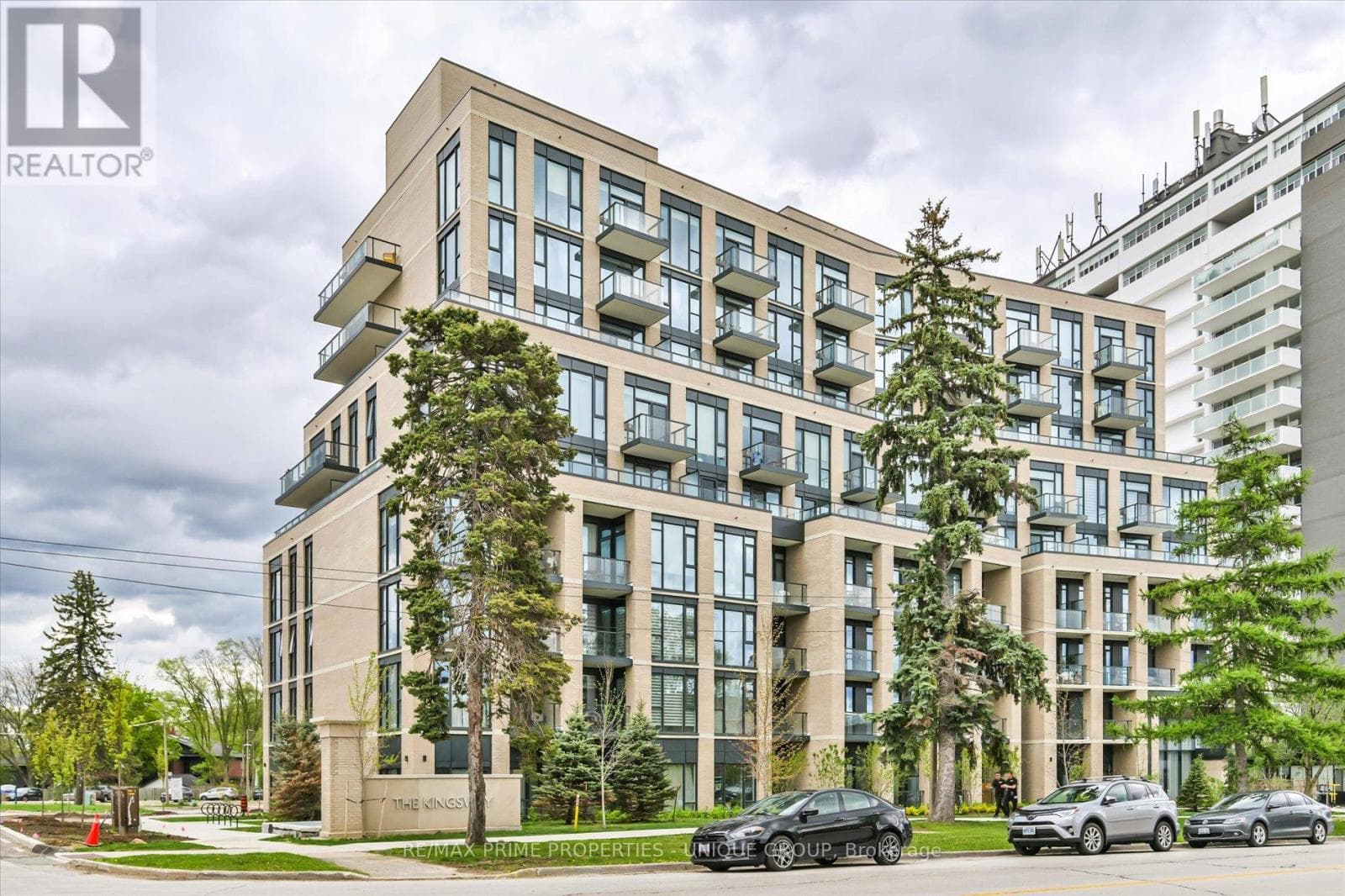 Apartment – 322 - 293 THE KINGSWAY, Toronto – photo 1