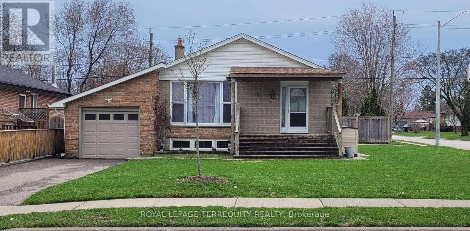 House – BASEMENT - 87 EMPEROR STREET, Ajax – photo 1