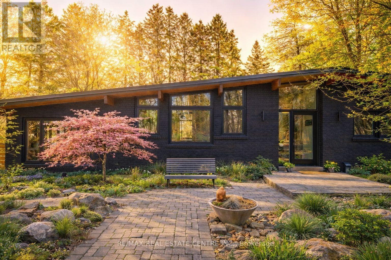 House – 4063 BOSTON MILLS ROAD, Caledon – photo 1