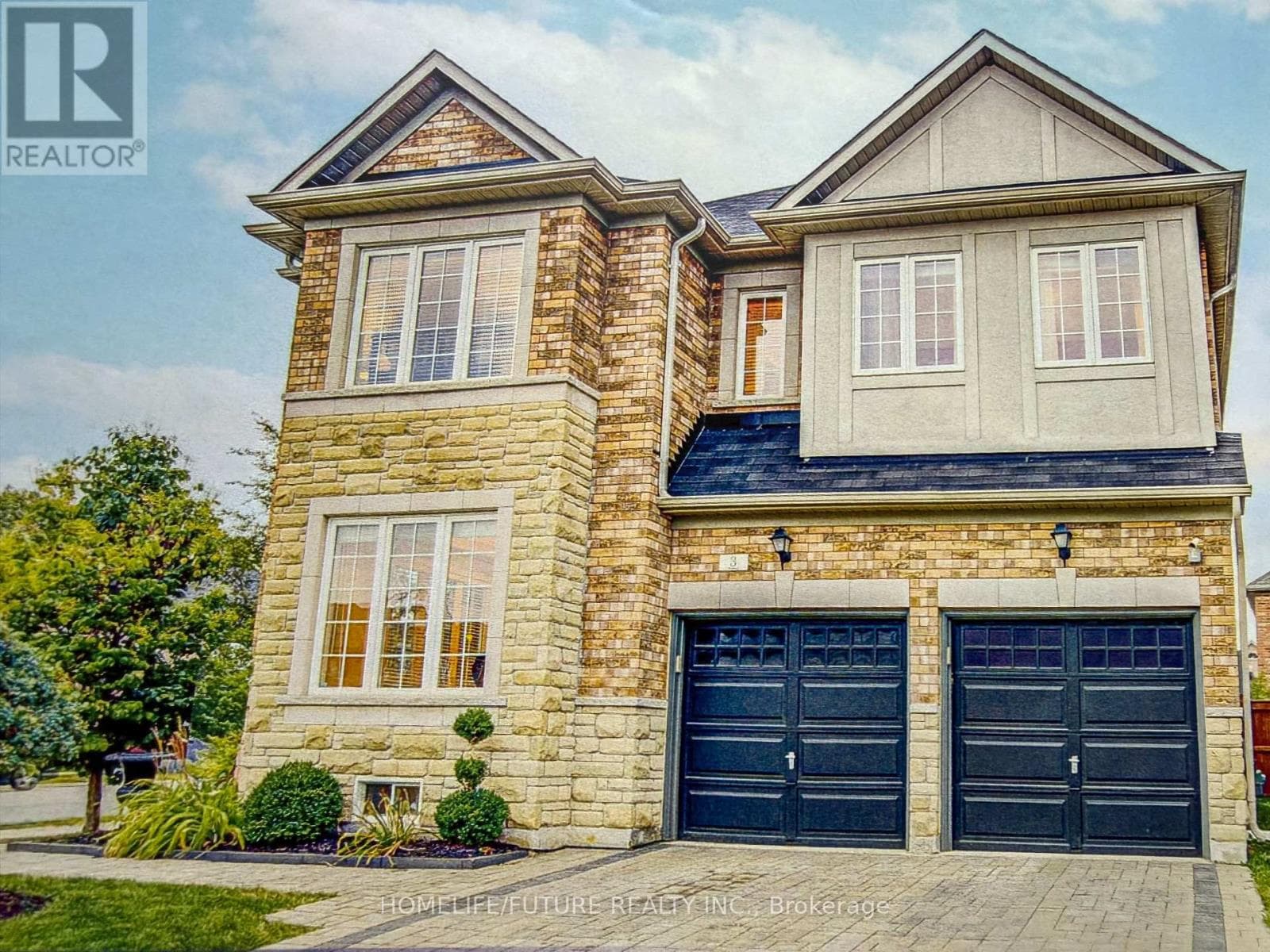 House – 3 CABIN TRAIL CRESCENT, Whitchurch-Stouffville – photo 1