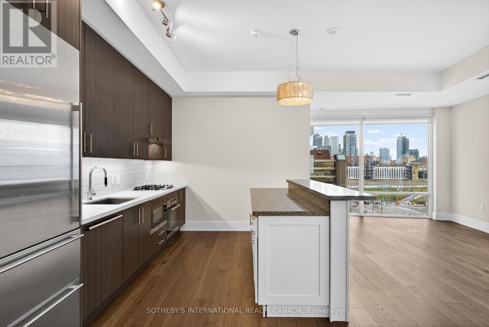 Apartment – 701 - 29 QUEENS QUAY E, Toronto – photo 1