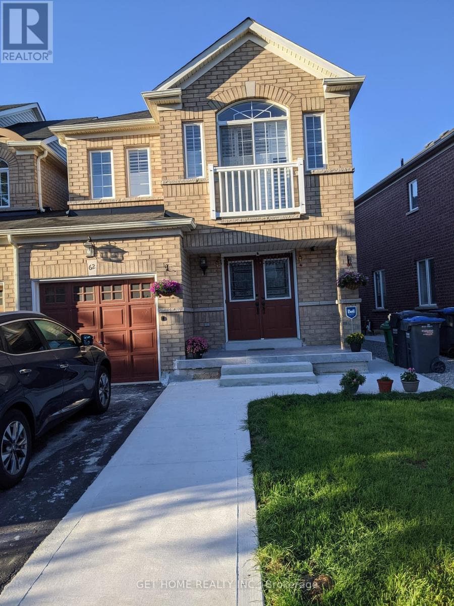 Row / Townhouse – 62 CHARCOAL WAY, Brampton – photo 1