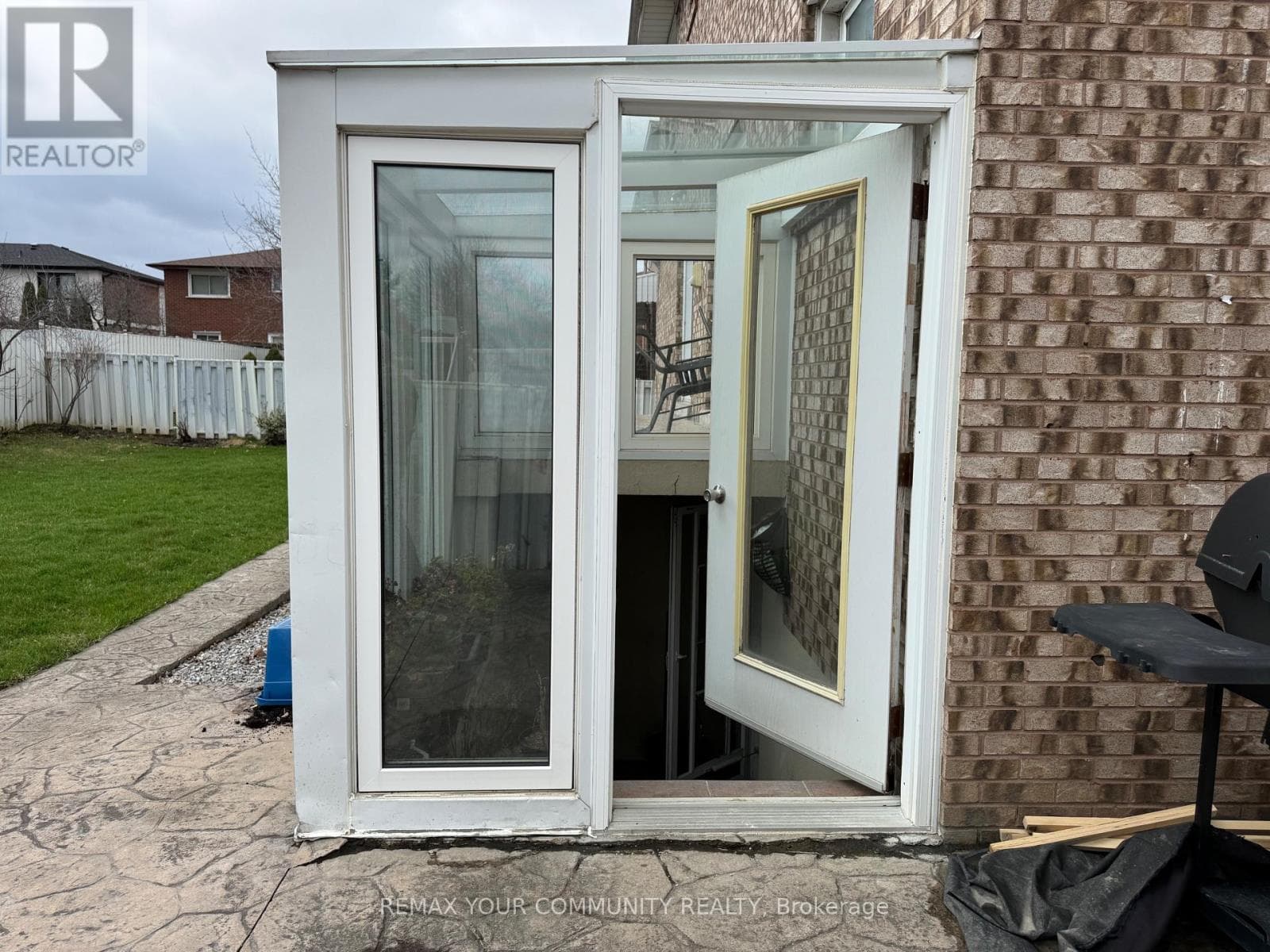 House – 103 WIGWOSS DRIVE, Vaughan – photo 1