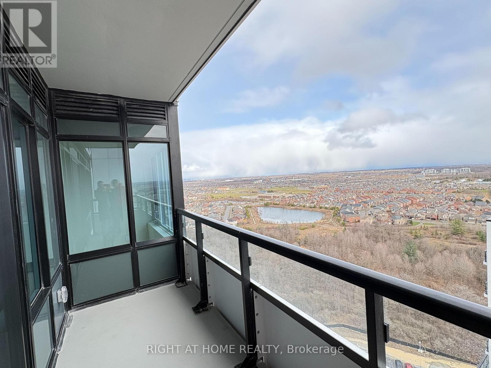 Apartment – 2307 - 8020 DERRY ROAD, Milton – photo 1