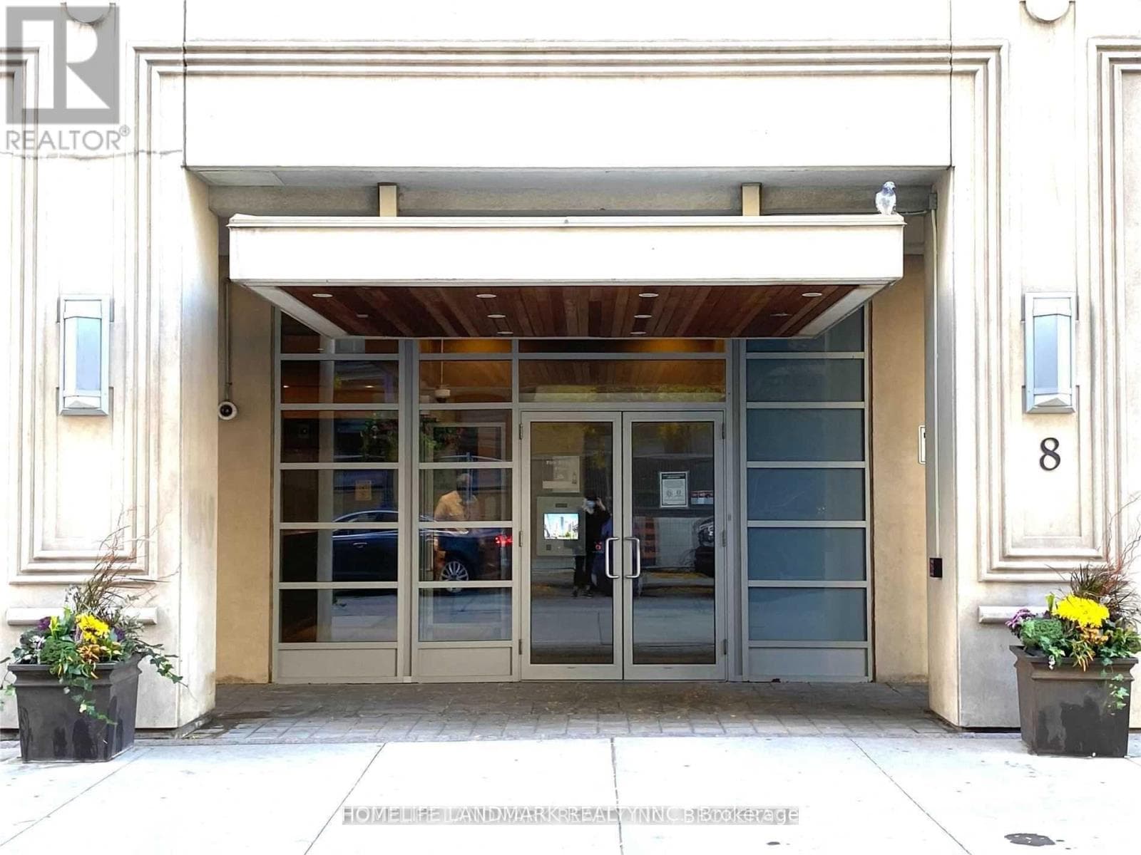 Apartment – 1009 - 8 SCOLLARD STREET, Toronto – photo 1