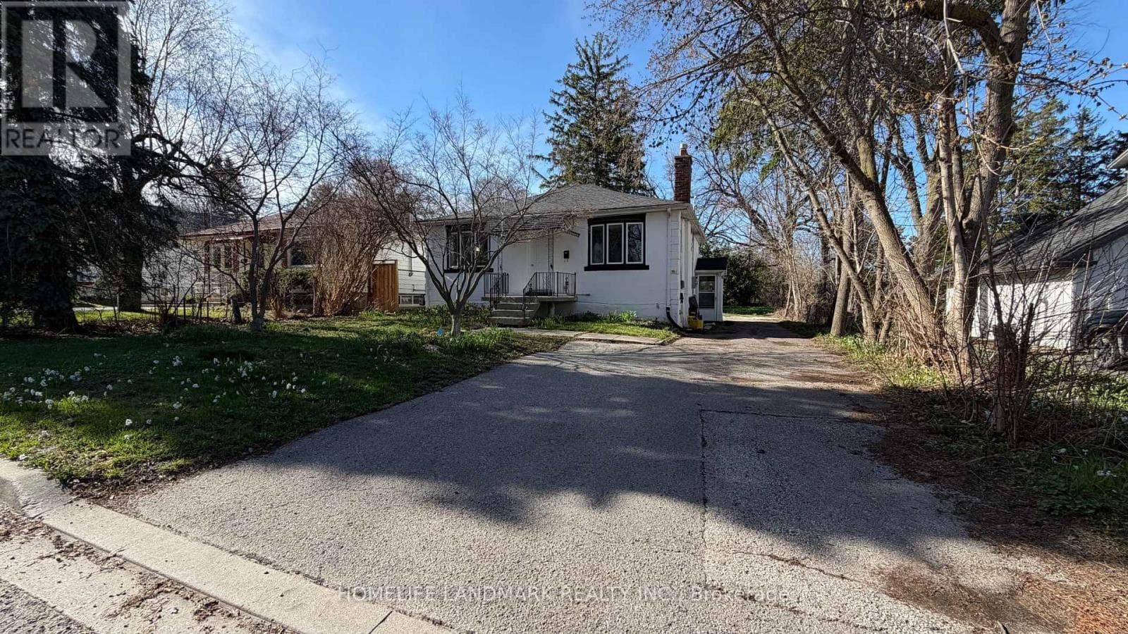 House – 95 ROSEVIEW AVENUE, Richmond Hill – photo 1