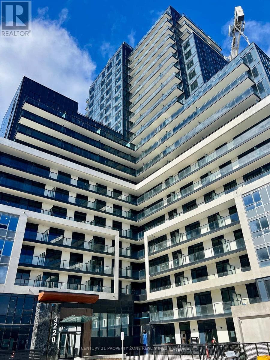 Apartment – 504 - 3220 WILLIAM COLTSON AVENUE E, Oakville – photo 1