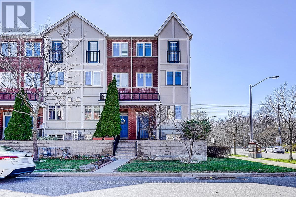 Row / Townhouse – 238 DAIRY DRIVE, Toronto – photo 1