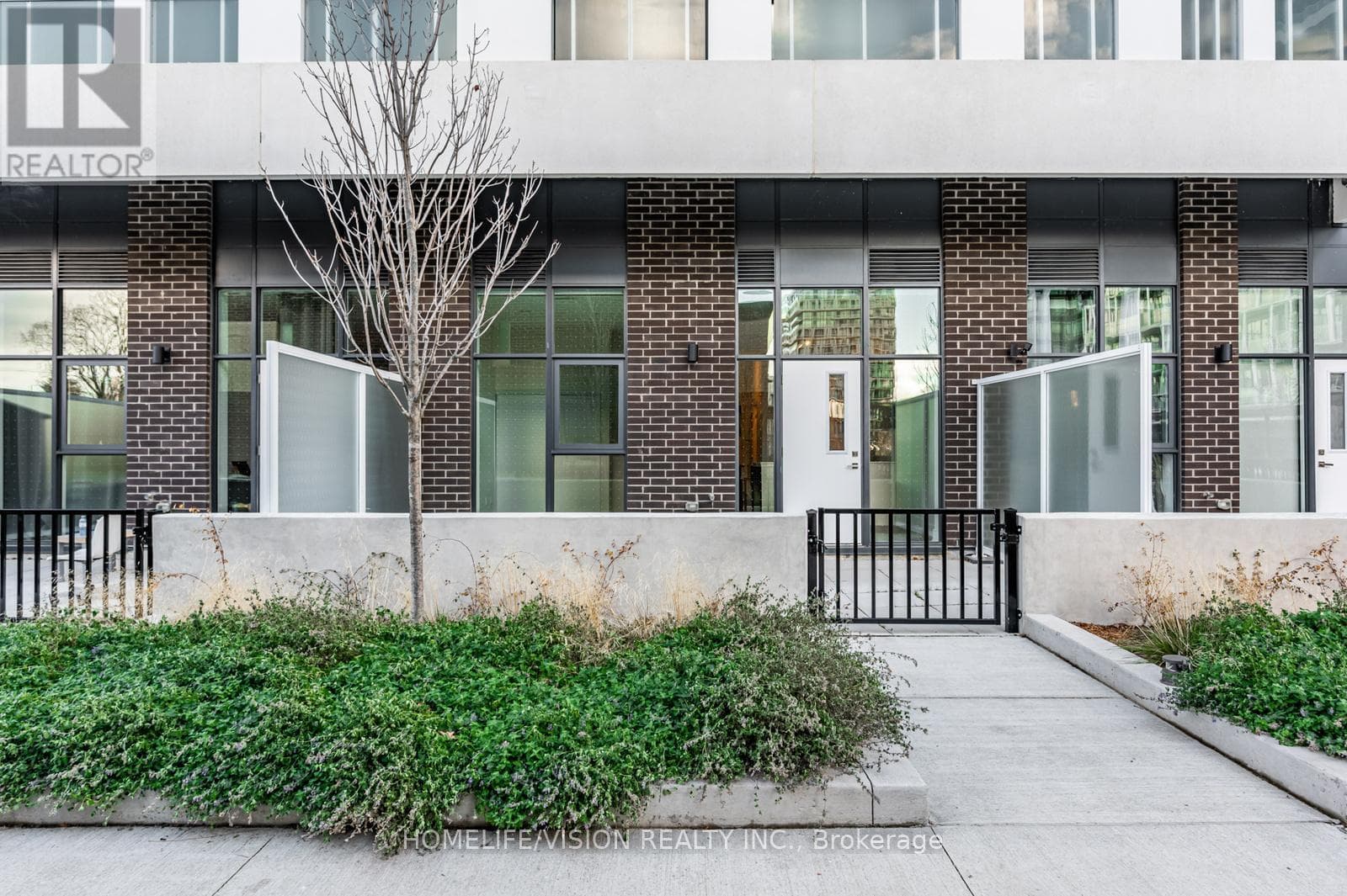 Apartment – 107 - 188 FAIRVIEW MALL DRIVE, Toronto – photo 1