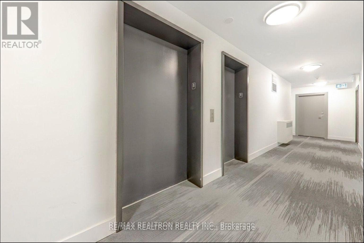 Apartment – 803 - 10 WILLISON SQUARE, Toronto – photo 4