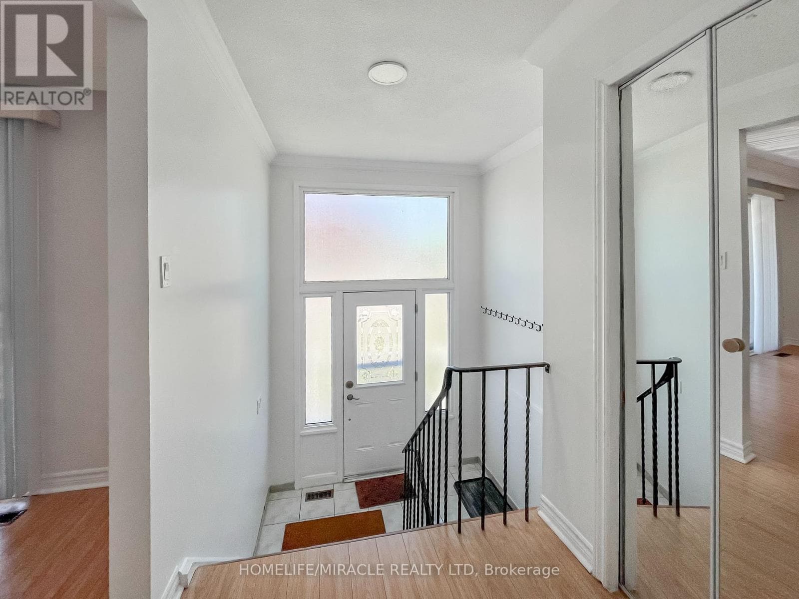 House – 3485 OAKGLADE CRESCENT, Mississauga – photo 4