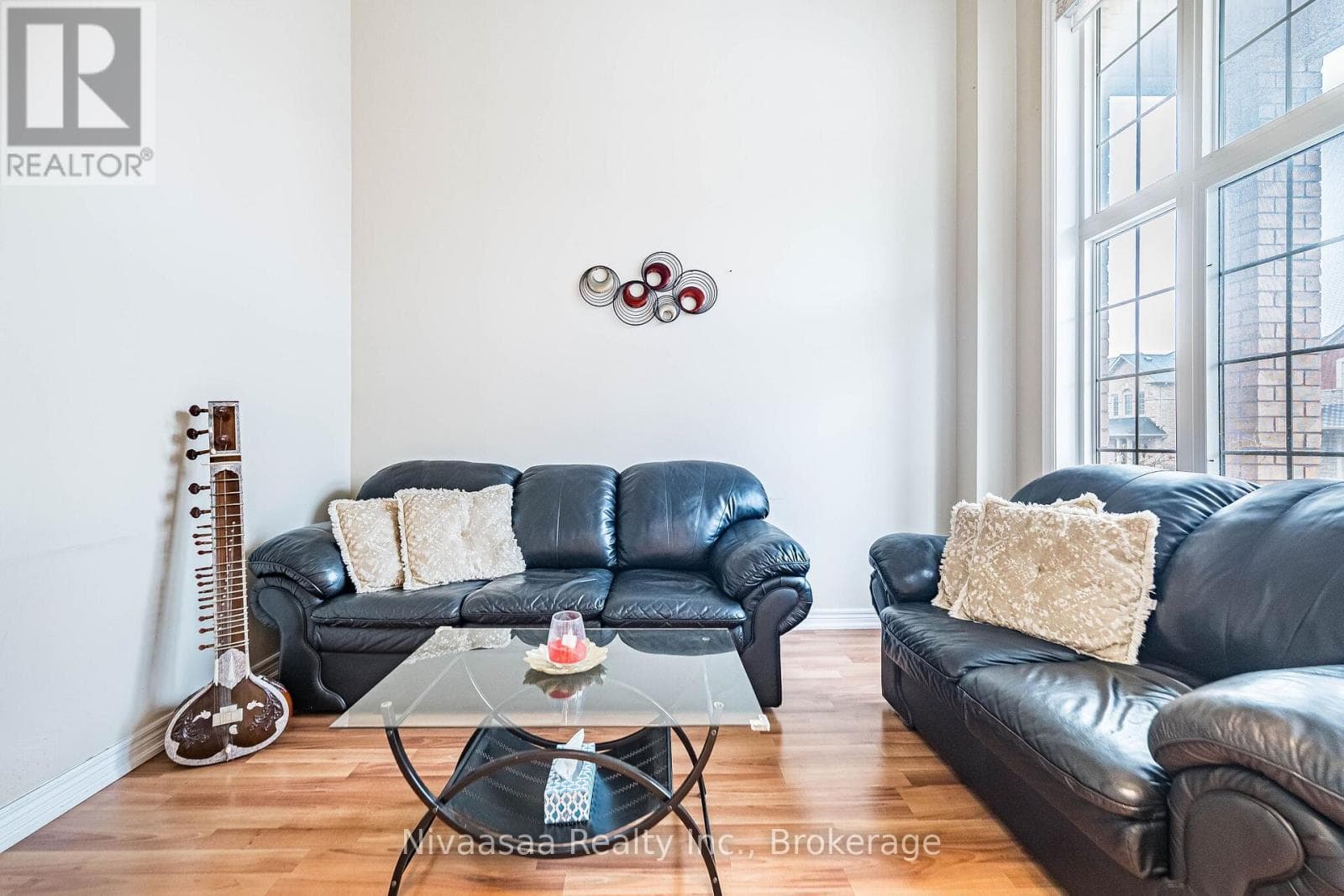 House – 15 PICASSO DRIVE, Brampton – photo 5