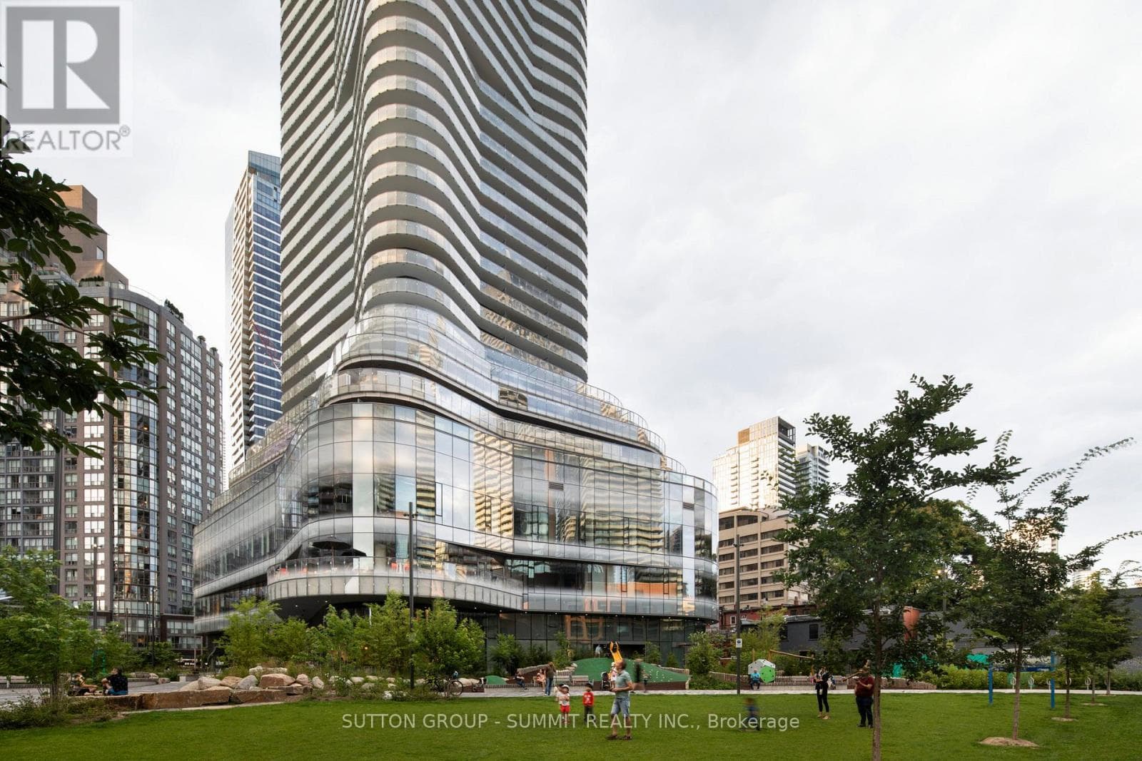 Apartment – 3006 - 11 WELLESLEY STREET, Toronto – photo 1