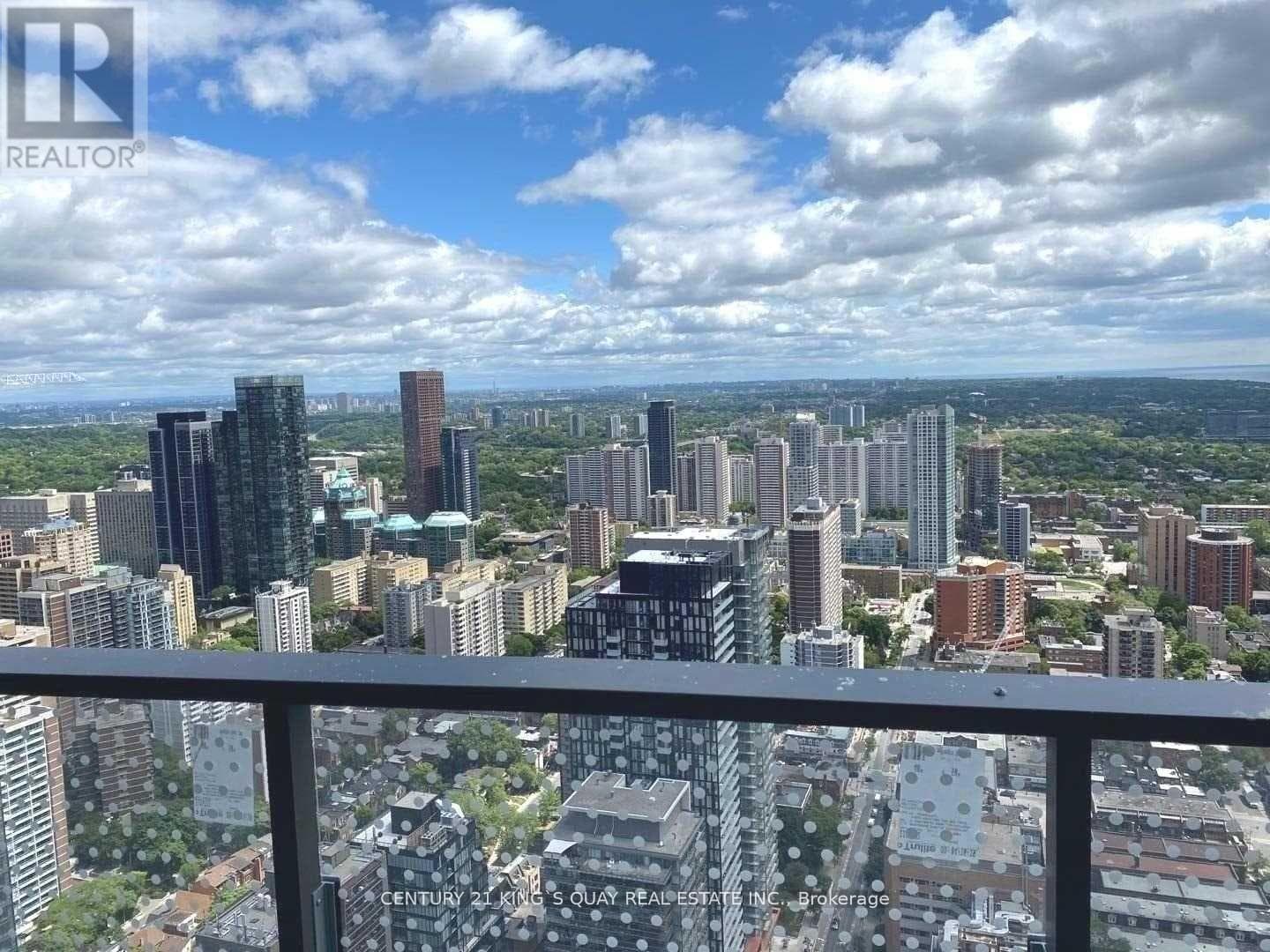 Apartment – 5101 - 11 WELLESLEY STREET W, Toronto – photo 1