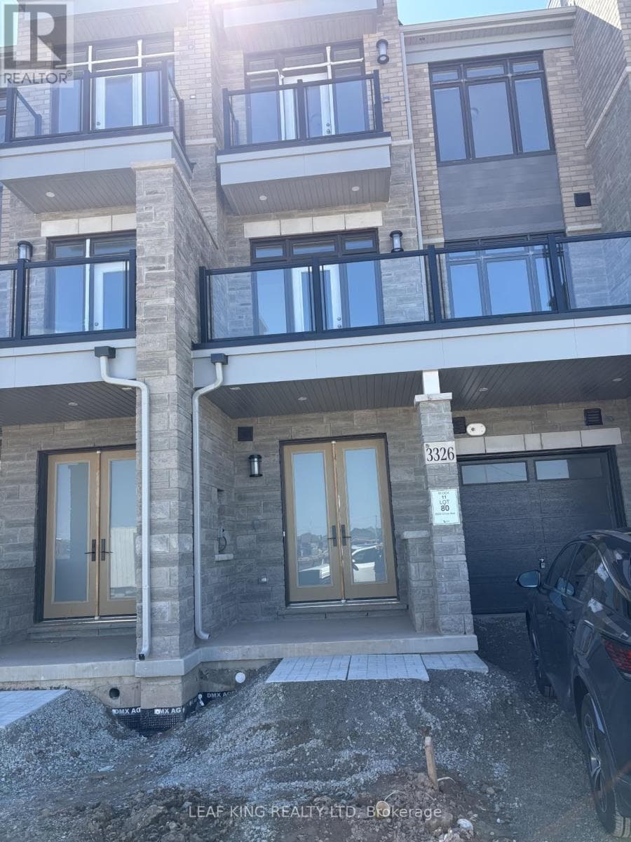 Row / Townhouse – 3326 UMAR AVENUE, Oakville