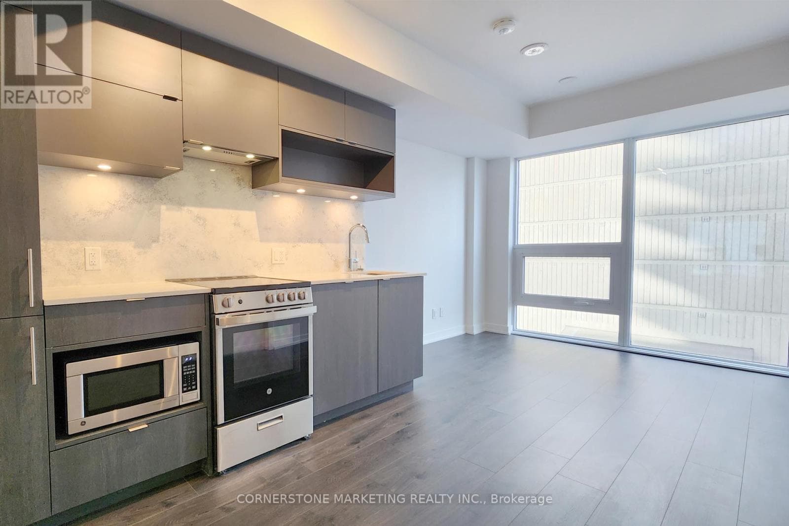 Apartment – 715 - 100 QUEEN STREET E, Toronto