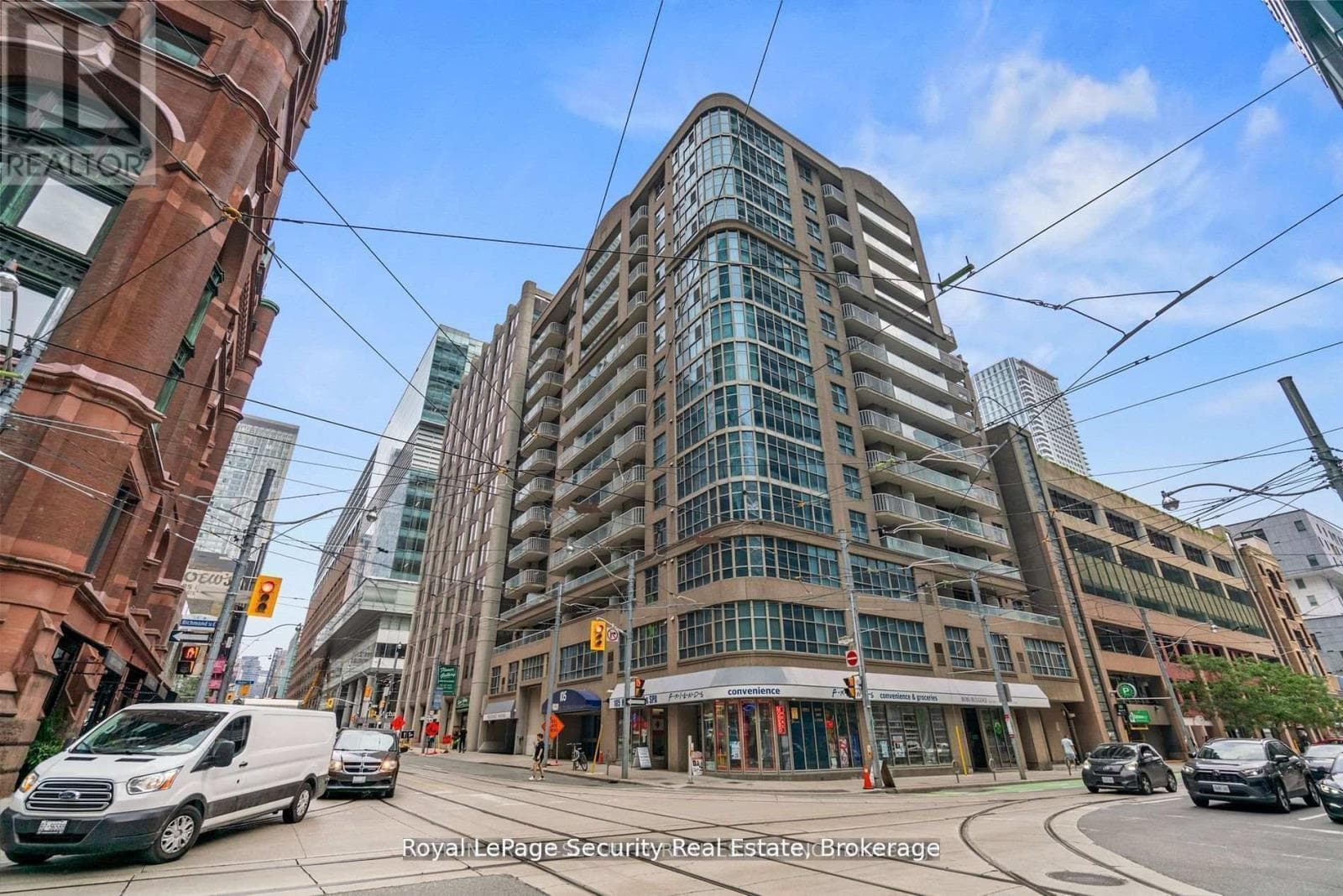 Apartment – 908 - 105 VICTORIA STREET, Toronto