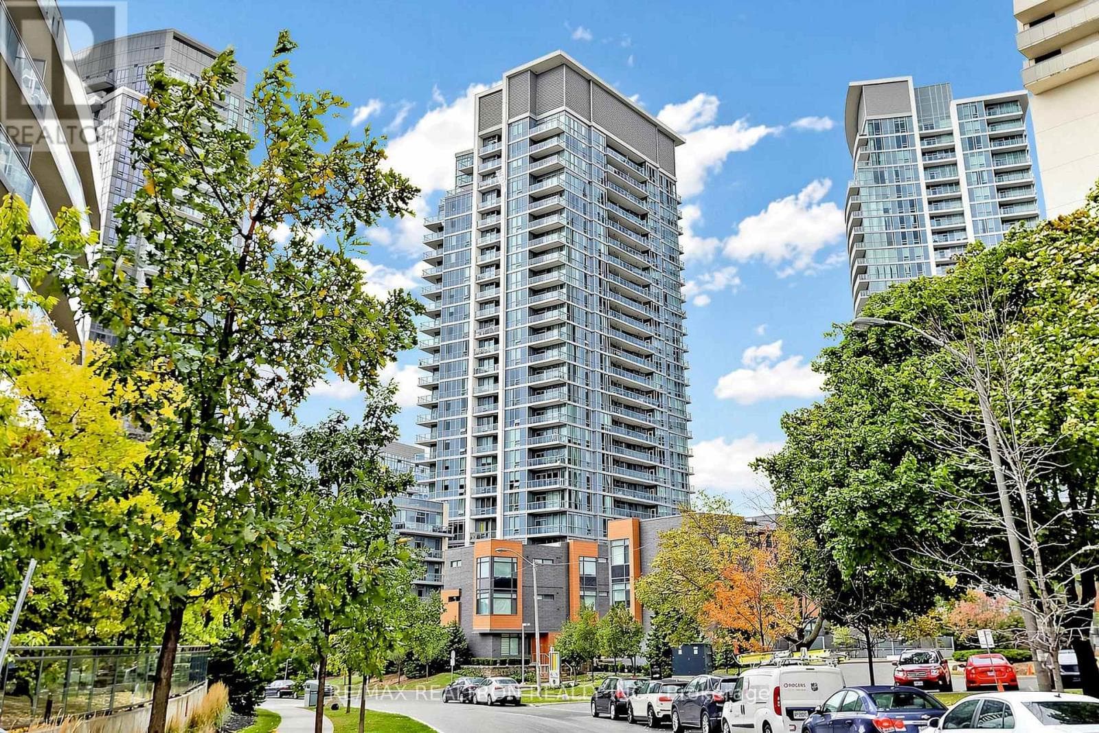 Apartment – 606 - 62 FOREST MANOR ROAD, Toronto