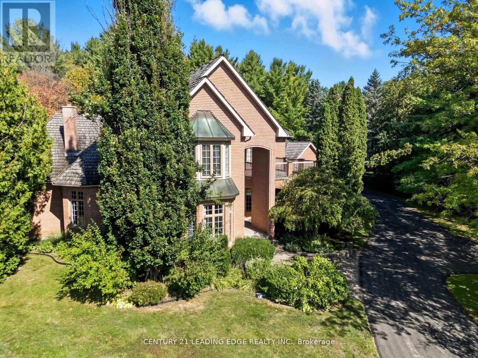 House – 8 BUNHILL COURT, Ajax – photo 1