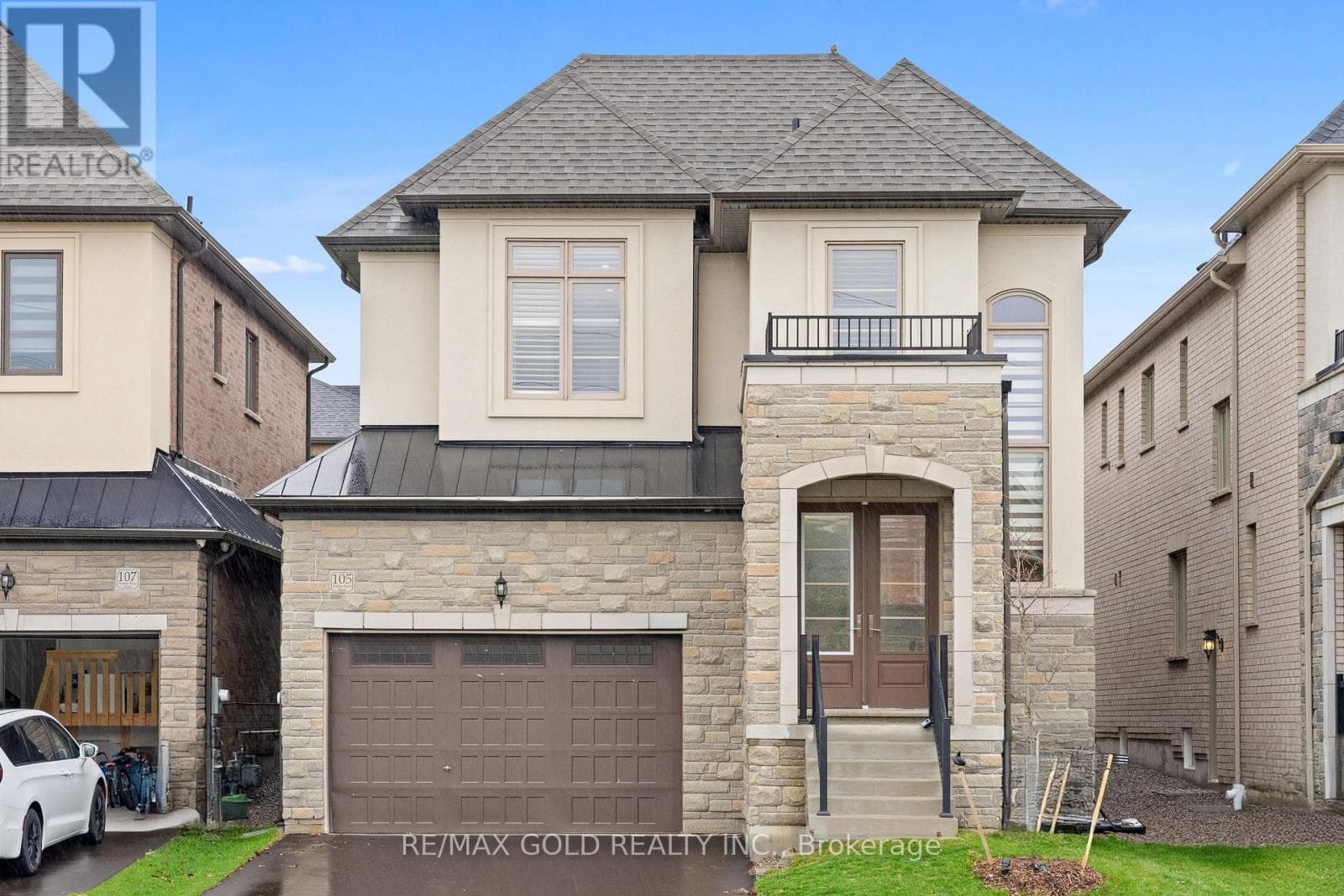 House – 105 WALKER ROAD W, Caledon – photo 1