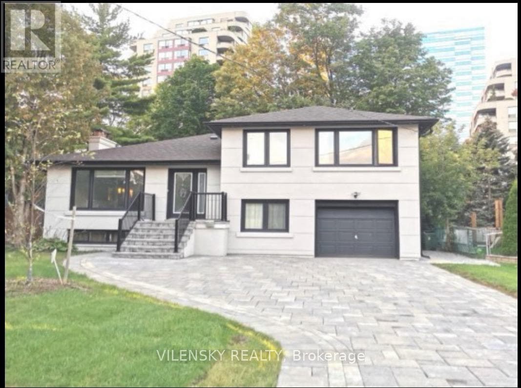 House – MAIN FLOOR - 85 BOWERBANK DRIVE, Toronto – photo 1