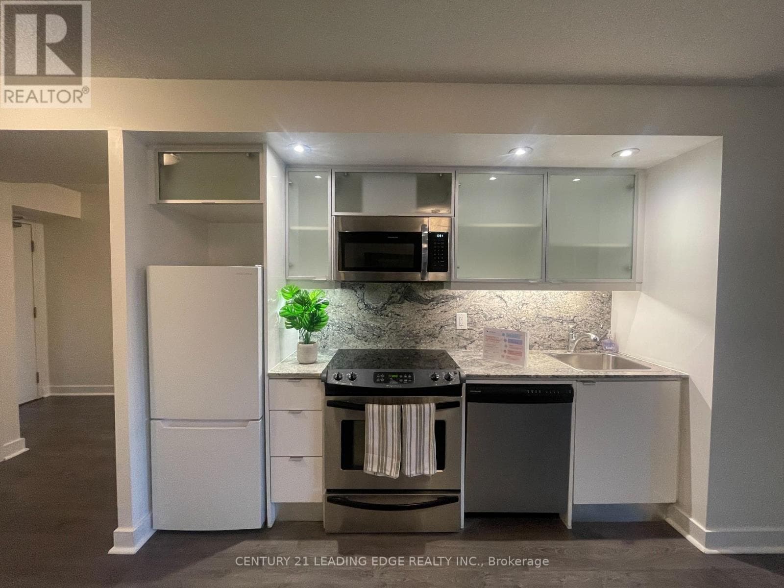 Apartment – 3211 - 25 TELEGRAM MEWS, Toronto – photo 1