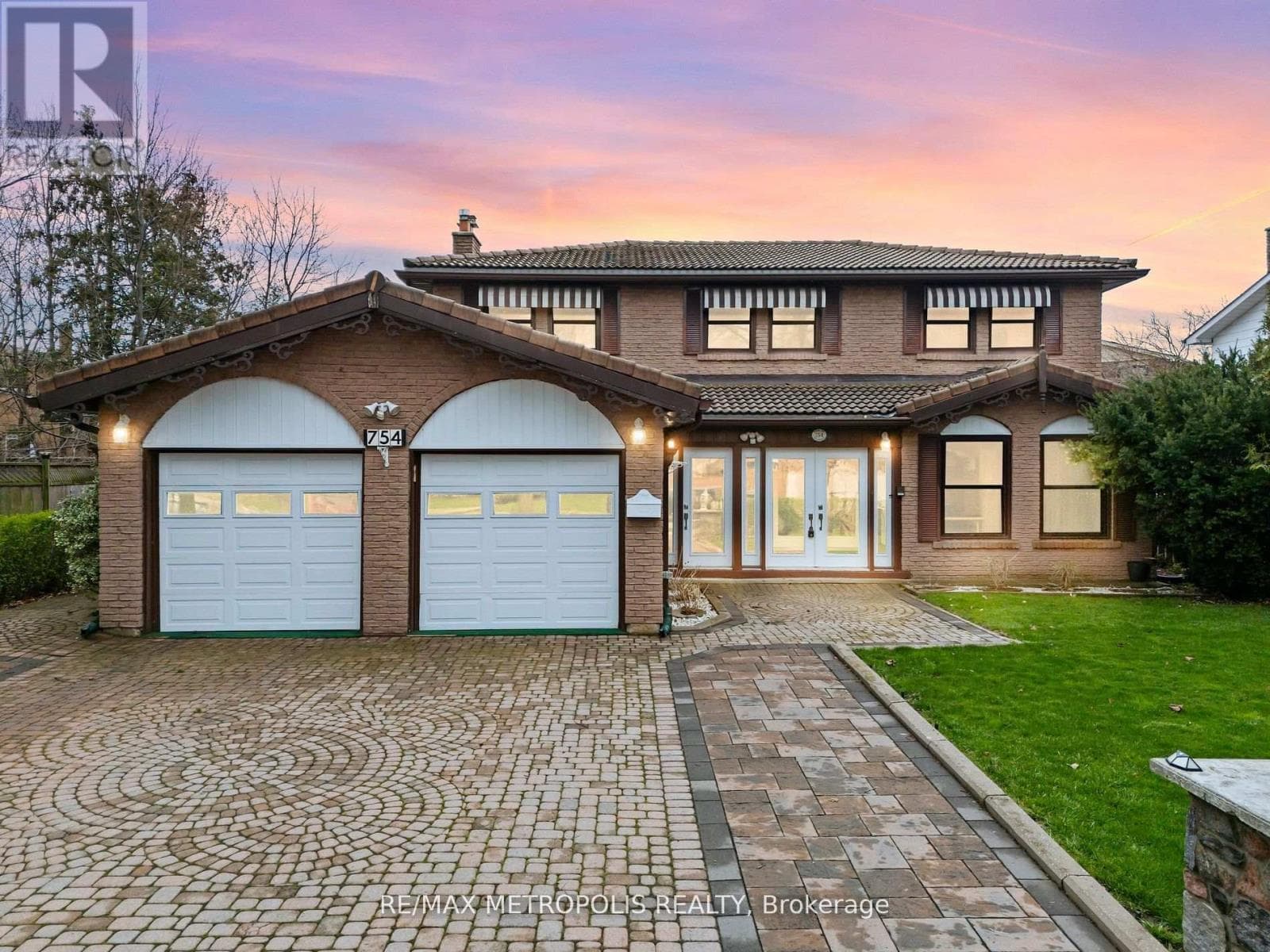 House – BSMT - 754 EYER DRIVE, Pickering – photo 1