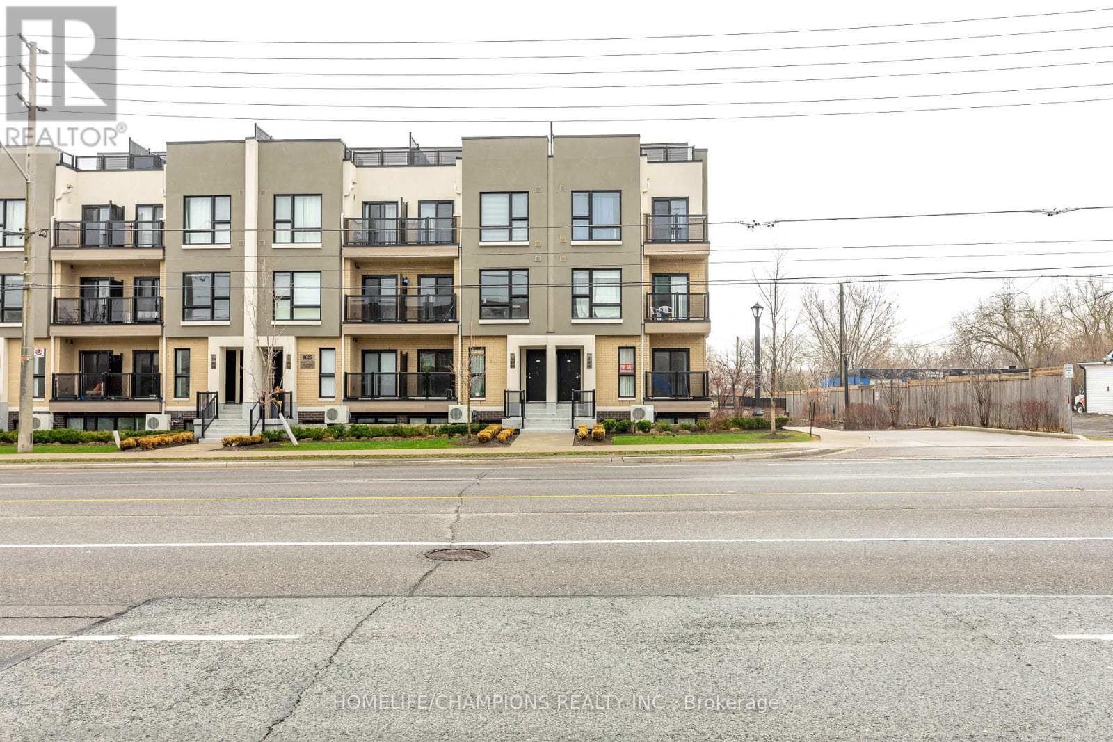 Row / Townhouse – 201 - 8825 SHEPPARD AVENUE E, Toronto